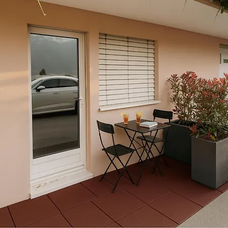 Hotel apartamentowy Escala 3*