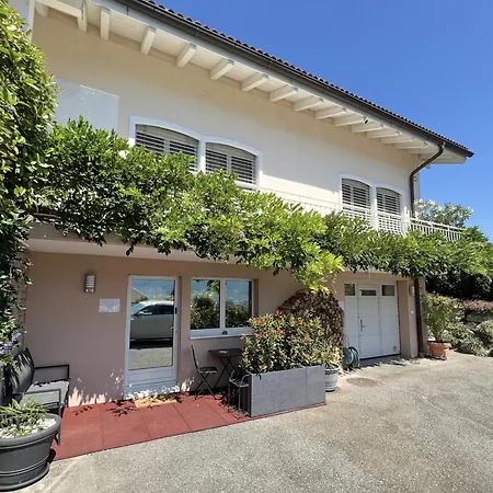 Escala Ξενοδοχείο με διαμερίσματα 3*